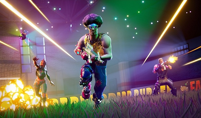 Battle Royale Fortnite Handing Out Presents For Watching Live Streams