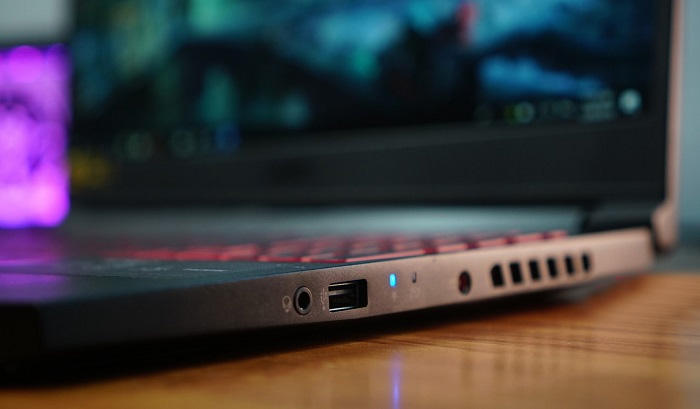 Acer-Nitro-7 digital HDMI 2.0, one USB 3.1