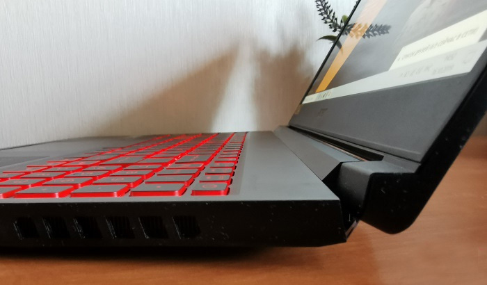 Acer-Nitro-7 keyboard