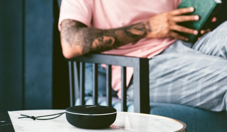 1More , Bluetooth speaker , virtual assistant , portable speakers , smart speaker