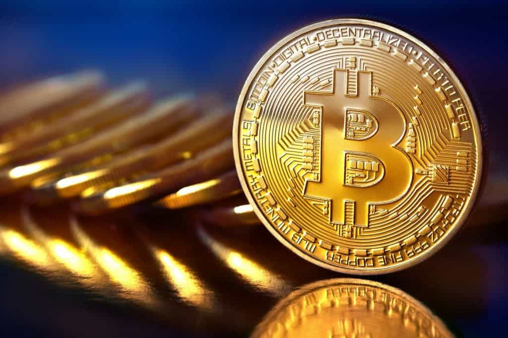 Bitcoin price increased by 5% to $49,262